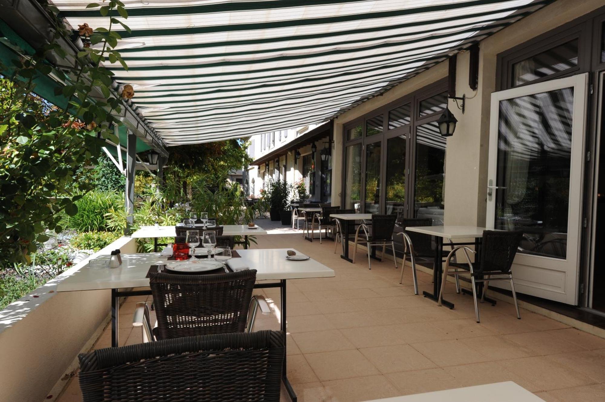 Logis Hotel Le Belle Rive 나작 외부 사진