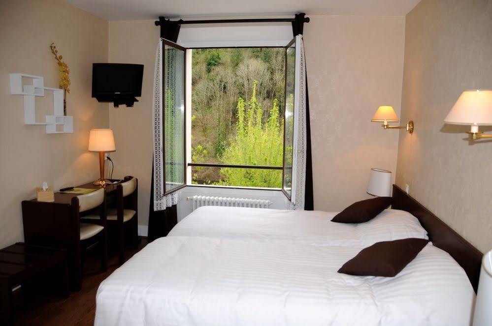 Logis Hotel Le Belle Rive 나작 외부 사진